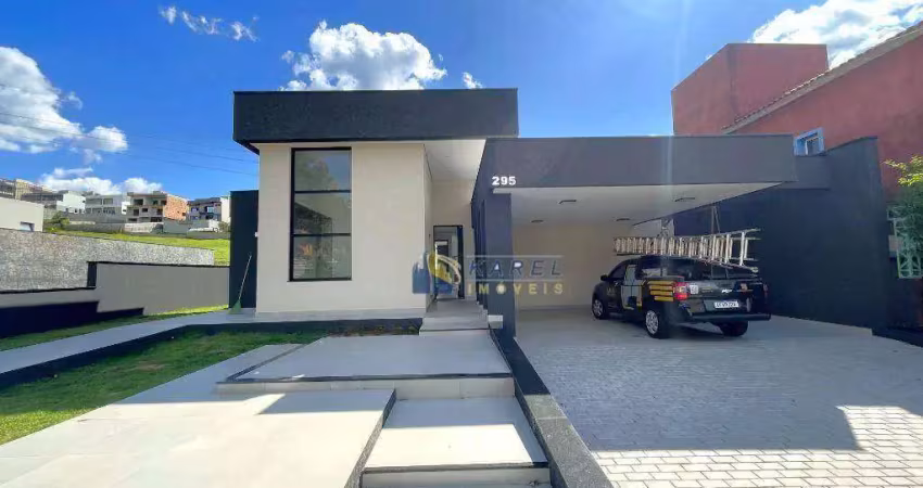 CASA TÉRREA NOVA à VENDA com 3 Suítes, Quintal Gramado com Piscina e Área Gourmet, em CONDOMÍNIO FECHADO TERRAS DE SANTA CRUZ em BRAGANÇA PAULISTA