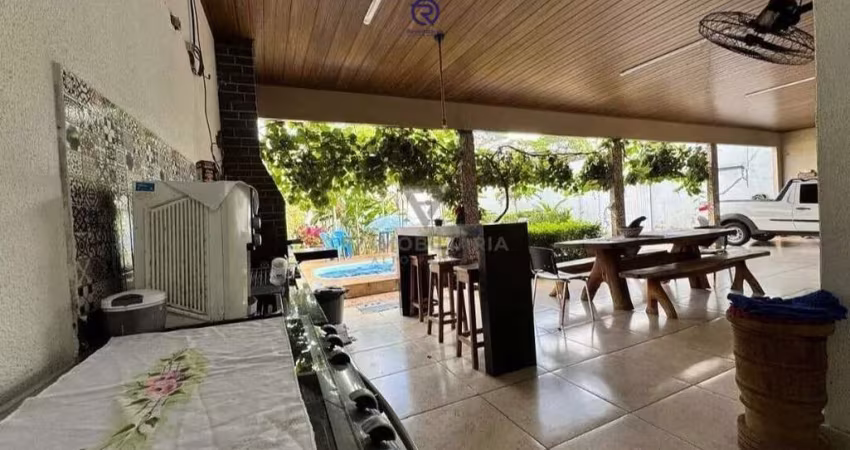Casa com piscina p-Jeferson