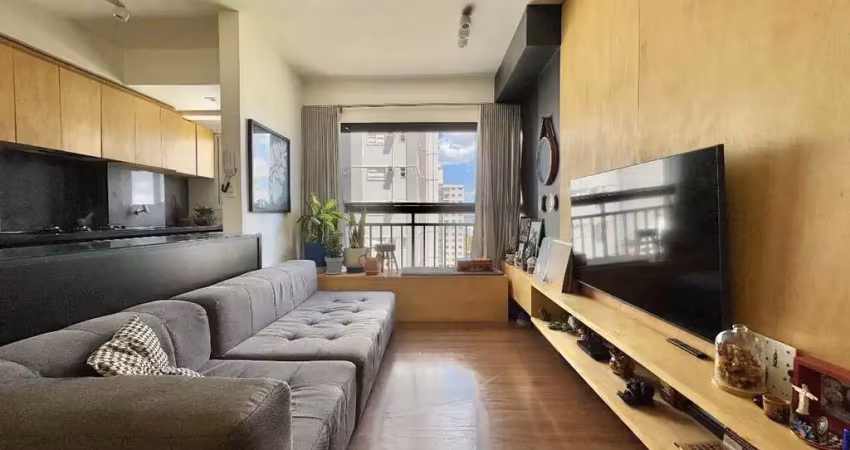 Apartamento autoral à venda – 13º andar | porteira fechada