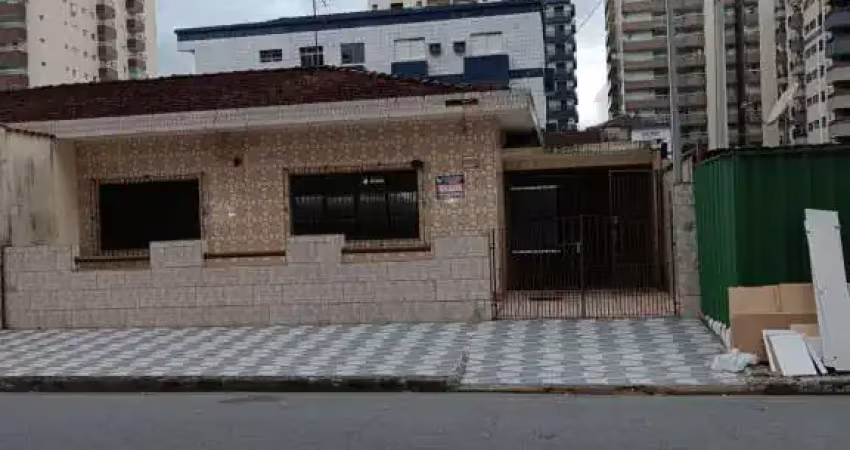 Casa bairro vila tupi com cômodos amplos e aconchegantes