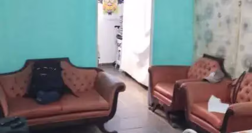Vendo kitnet bairro vila mirim à 200 metros da praia