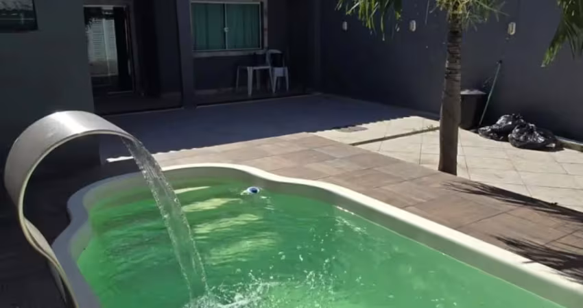 Vendo linda casa com piscina em campo grande, próximo a estrada do mendanha e pedregoso
