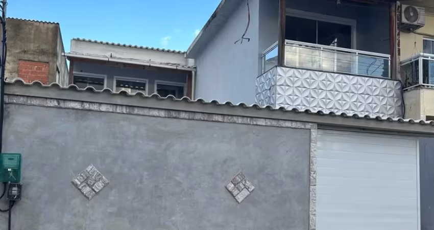 Vendo ótima casa duplex em campo grande