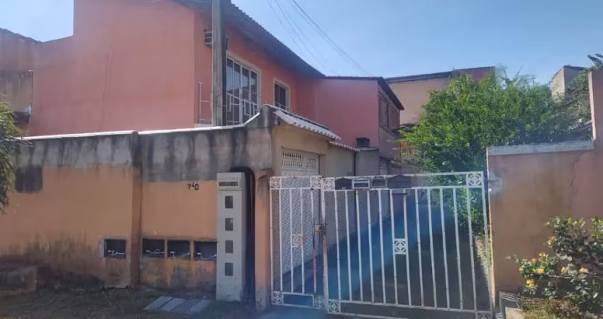 Vendo ótima casa duplex em campo grande