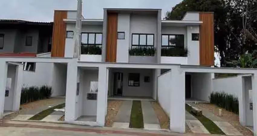 Casa com 2 quartos à venda no Bom Retiro, Joinville 