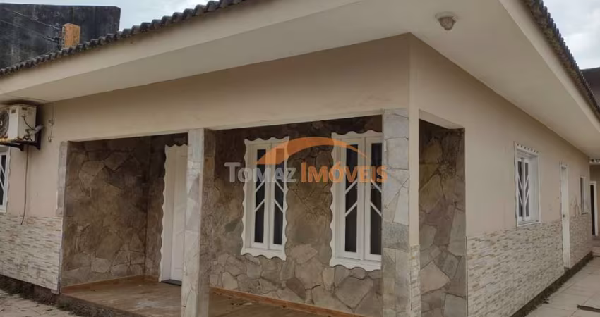 Casa com 3 quartos à venda na Centro, 520, Centro, Imbituba