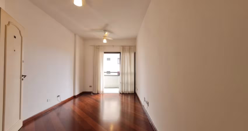 Apartametno de 1 quarto, 2 banheiros , 2 quadras da Praia na Pompeia em Santos/SP.