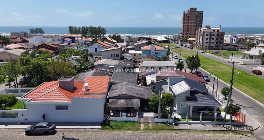 Casa com 2 dormitórios à venda, 50 m² por R$ 240.000,00 - Centro - Balneário Gaivota/SC
