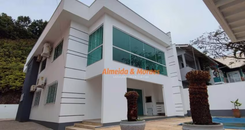 Casa com 5 dormitórios, 450 m²- Praia dos Amores - Balneário Camboriú/SC