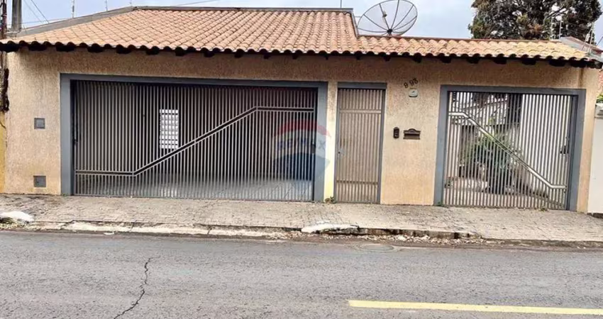 Casa a venda 5 quartos, sendo 5 suítes, garagem 3 carros, jardim santana