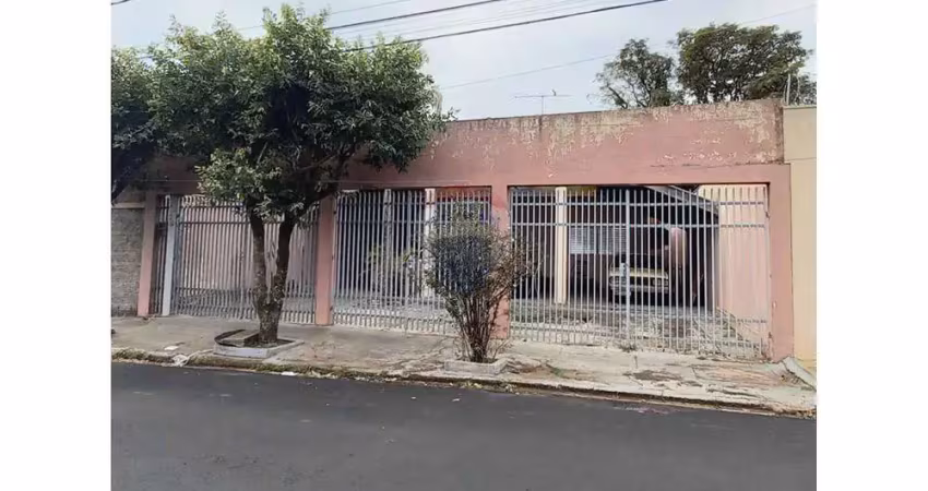Casa  a venda no jdim colonial 3 quartos 2 banheiros 4 vagas cobertas próximo a unesp -bauru
