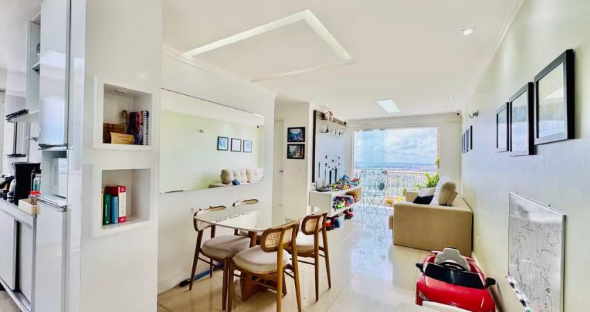 Apartamento à venda em Messejana com 73m² e 3 dormitórios por R$ 450.000