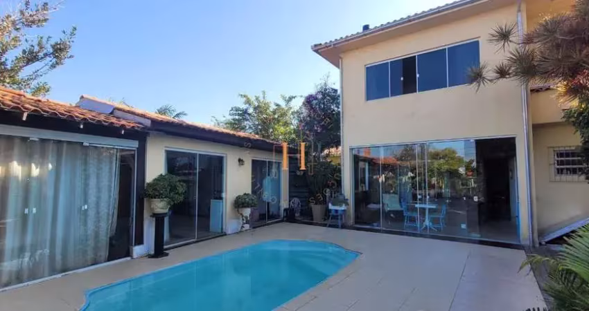 Casa com 3 quartos à venda na Rua José João Vieira, 341, Campeche, Florianópolis