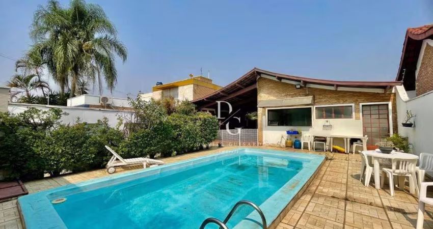 Casa com 4 dormitórios à venda, 450 m² por R$ 1.057.000,00 - Jardim das Nações - Taubaté/SP