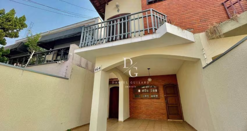 Sobrado com 3 dormitórios para alugar, 144 m² por R$ 2.520,00/mês - Centro - Taubaté/SP