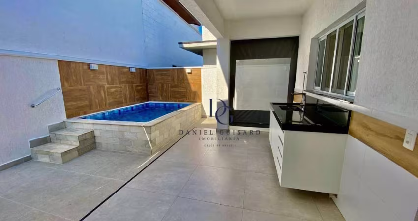 Casa com 3 dormitórios à venda, 172 m² por R$ 995.000,00 - Residencial Verdes Vales - Taubaté/SP