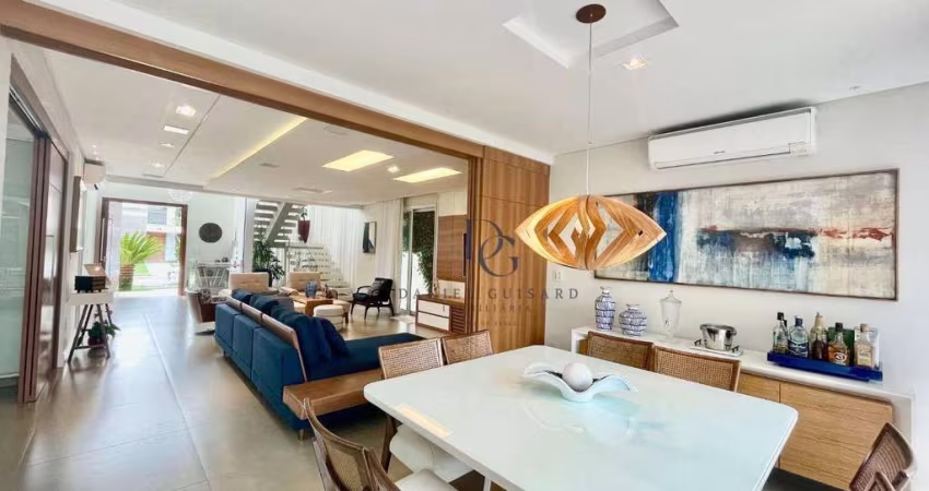Sobrado com 3 dormitórios à venda, 353 m² por R$ 3.085.000,00 - Condomínio San Marco - Taubaté/SP