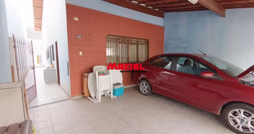 Belíssima casa no residencial Vista Linda