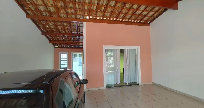 Belíssima casa j. oriente próximo ao shopping j. oriente ,