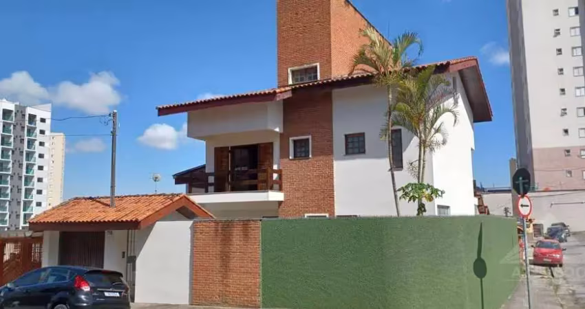 Sobrado com 3 dormitórios à venda, 290 m² por R$ 1.000.000,00 - Vila Dirce - Mauá/SP