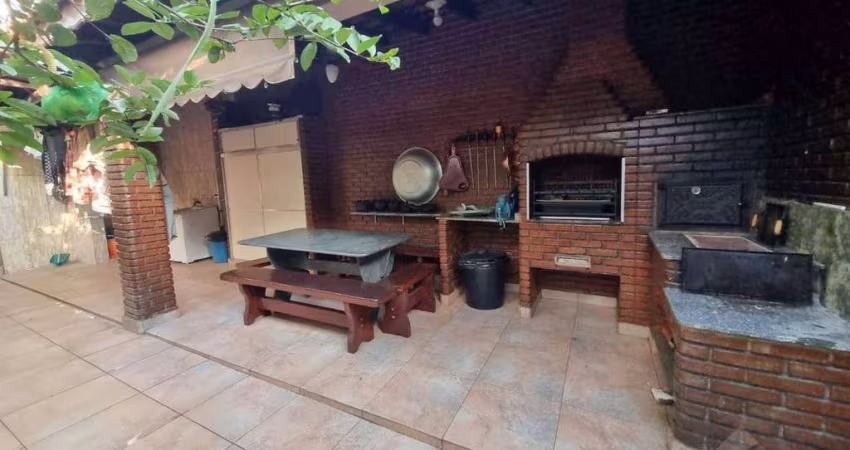 Casa com 3 dormitórios à venda, 325 m² por R$ 689.000,00 - Vila Feital - Mauá/SP