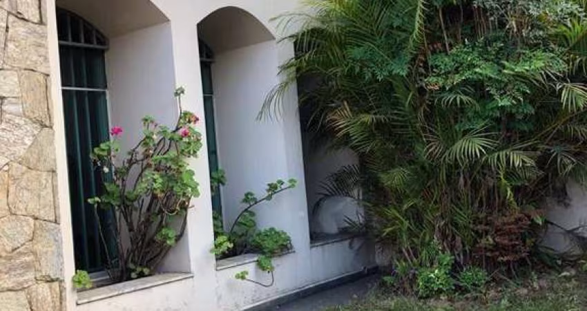 Casa com 3 dormitórios à venda, 220 m² por R$ 770.000,00 - Jardim Pilar - Mauá/SP