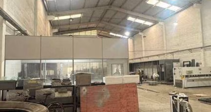 Galpão à venda, 800 m² por R$ 3.000.000,00 - Sertãozinho - Mauá/SP