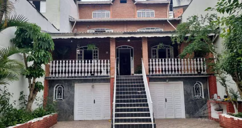 Casa com 3 dormitórios para alugar, 350 m² por R$ 7.000,00/mês - Matriz - Mauá/SP