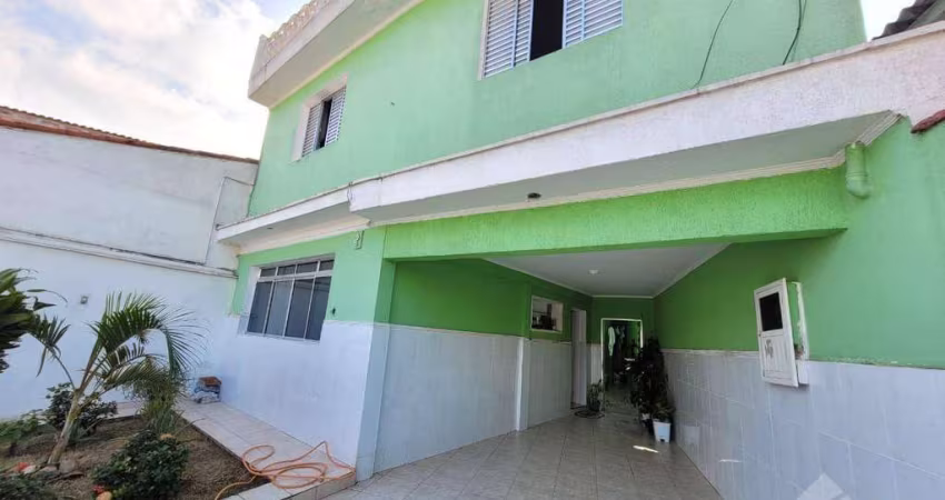 Sobrado com 3 dormitórios à venda, 159 m²  Parque das Américas - Mauá/SP