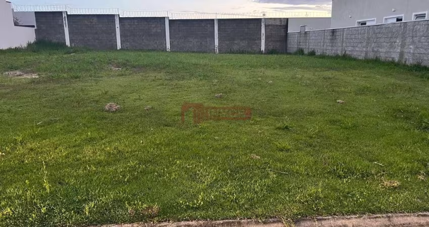 Terreno à Venda em Condomínio Morada do Visconde
