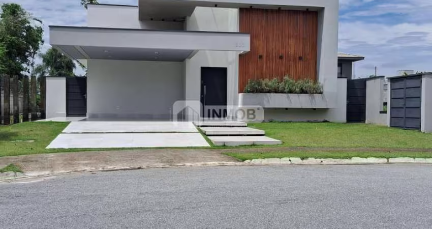 Condomínio Residencial Terras de San Marco - Casa Sobrado com 3 suítes - Taubaté/SP.