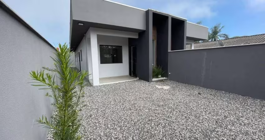 Maravilhosa Casa à Venda com 1 suíte