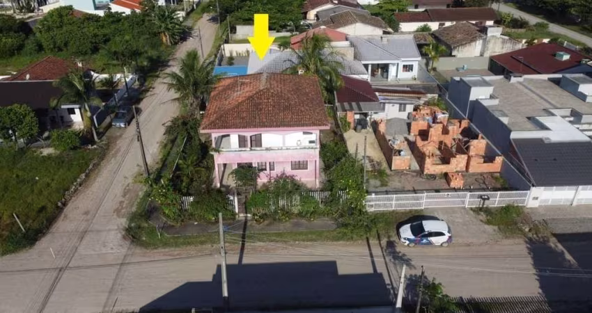 Sobrado com 3 quartos  à Venda, Barra do Sai - Itapoá/sc