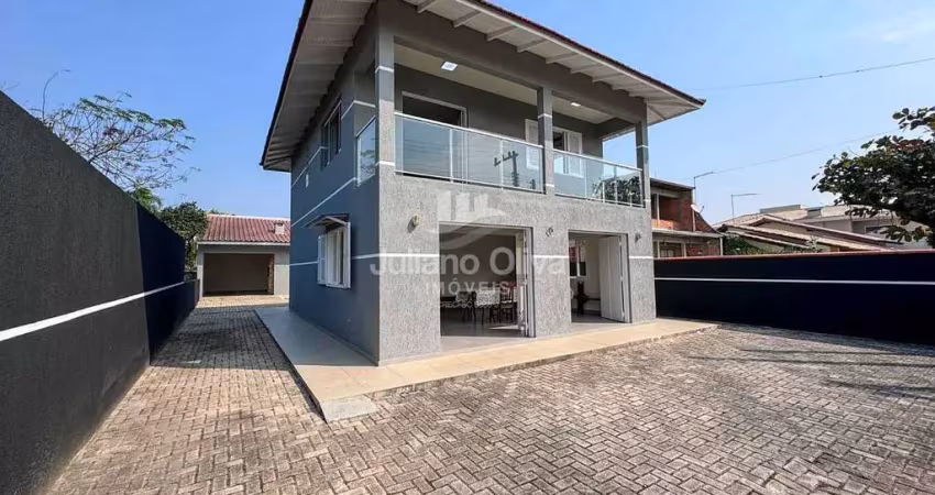 Sobrado com 05 dormitórios a 150m do mar - barra do saí