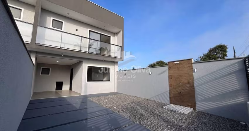 Sobrados com 1 Suíte a 200 Metros do Mar, Sai Mirim - Itapoá