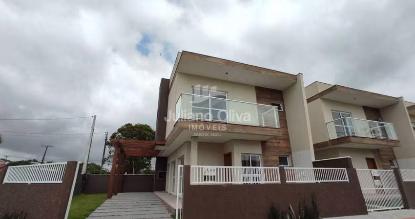 Sobrado Com 3 Dormitórios à Venda, 101 M² - Cambiju - Itapoá/sc