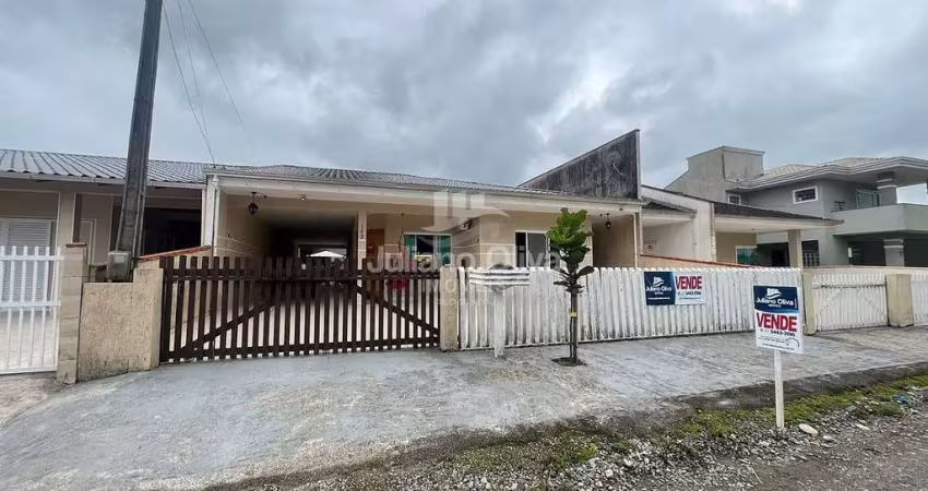 Casa com 3 quartos à venda na Rua 230 Vicente Pinzon, Barra do Sai, Itapoá