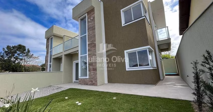 Sobrado Com 3 Dormitórios à Venda, 122 M²  - Barra do Saí - Itapoá/sc