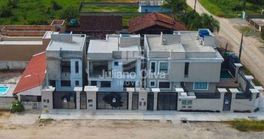 Sobrado a venda com 02 suítes - Residencial Santorini - Barra do Saí