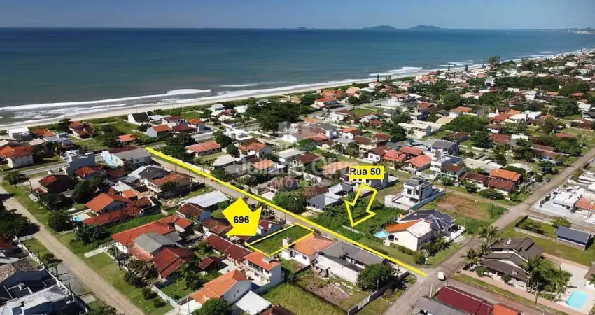 Terreno à venda na Rua 50 Alexandre Porfírio, Barra do Sai, Itapoá
