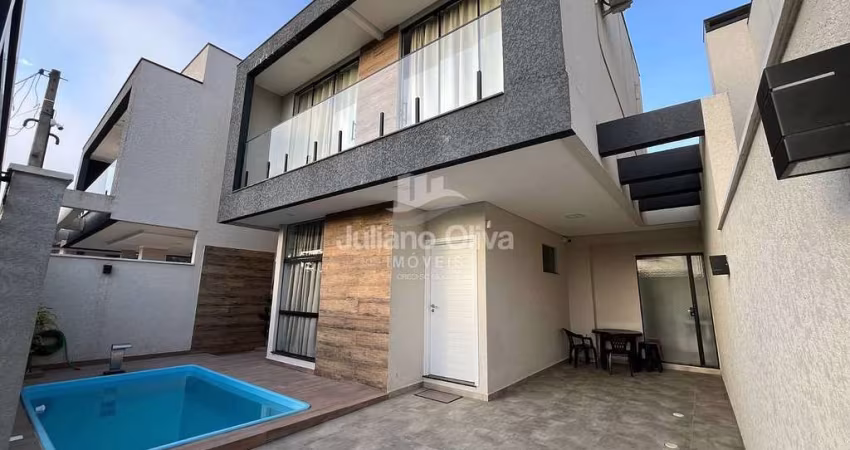 Triplex com 1 Suíte e Piscina à Venda, Sai Mirim - Itapoá