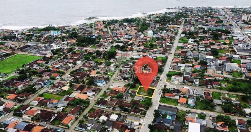Terreno no centro, 886m² - Itapema do Norte