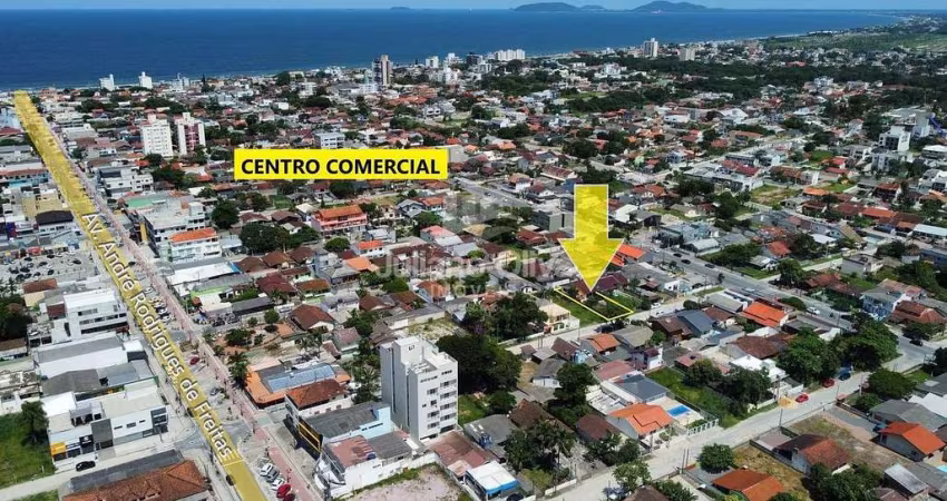 Casa com 2 suítes e 1 quarto à Venda, Centro - Itapoá