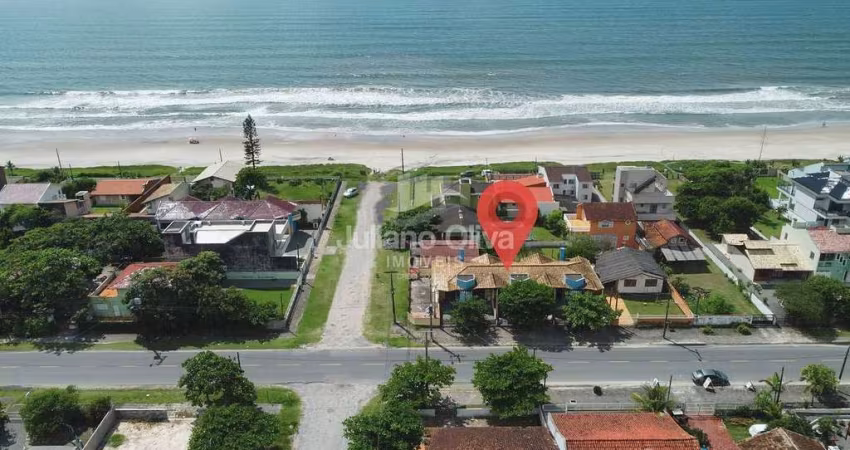 Casa com 2 quartos a 100 mts da praia - Barra do Saí - Itapoá/SC