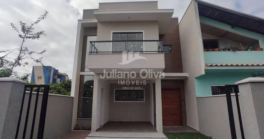 Sobrado Com 3 Dormitórios à Venda, 108 M² Por R$ 539.000,00 - Cambiju - Itapoá/sc