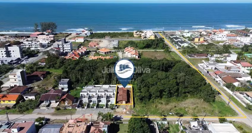 Casa com 2 quartos à venda na Rua Monsenhor Celso, Centro, Itapoá