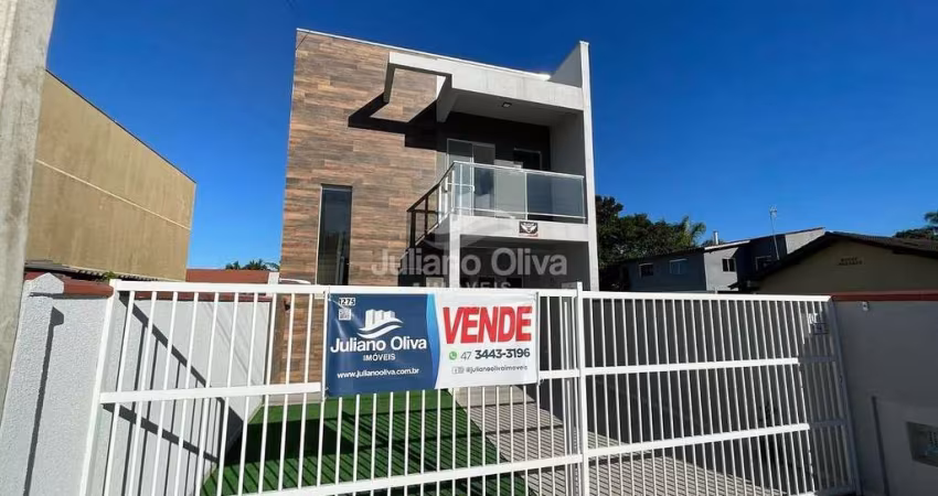 Sobrado á Venda com Piscina, Bamerindus