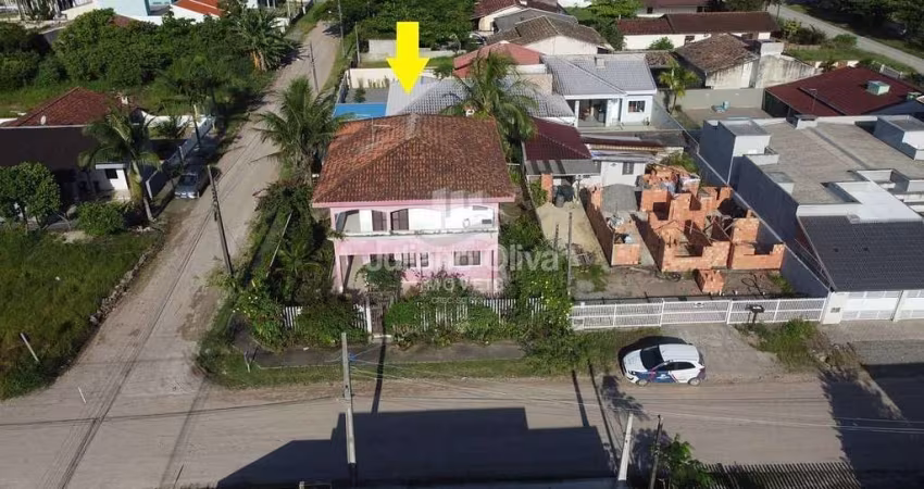 Sobrado com 3 quartos  à Venda, Barra do Saí - Itapoá/sc