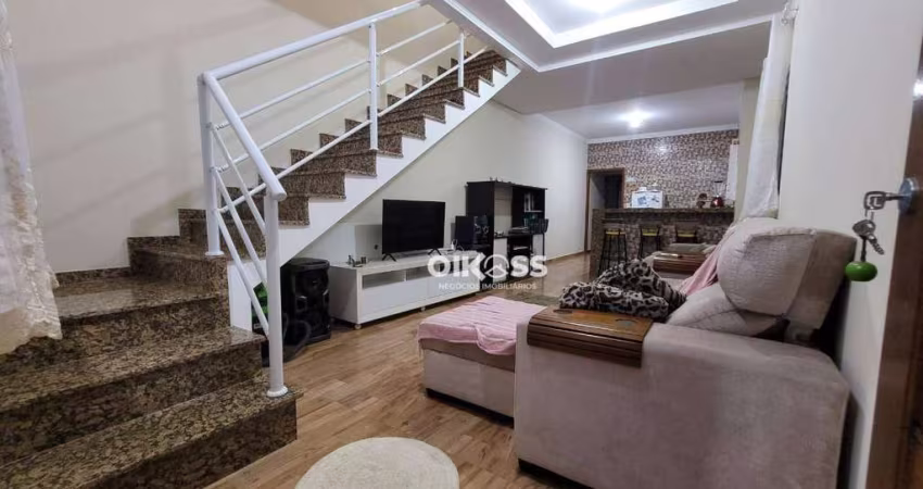 Sobrado com 3 dormitórios à venda, 190 m² por R$ 575.000 - Jardim Paulista - São José dos Campos/SP