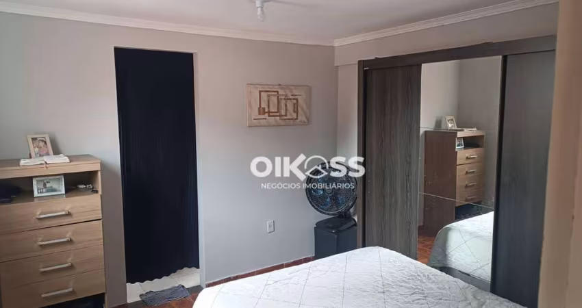 Casa com 3 dormitórios à venda, 164 m² por R$ 480.000,00 - Parque Industrial - São José dos Campos/SP